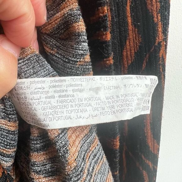 Zara Women's Turtle Neck Long Sleeve Textured Animal Print Body Con Midi Dress B - Picture 7 of 10